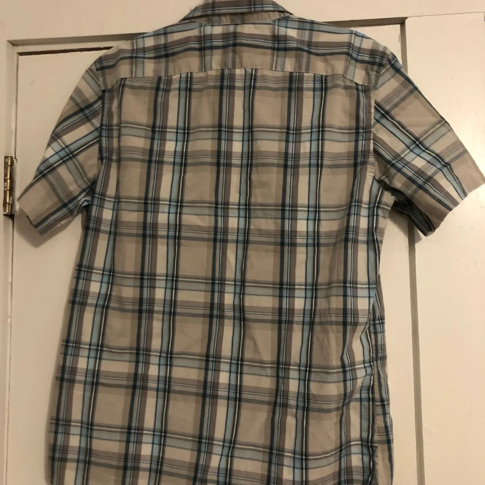 Banana Republic, Plaid Short-Sleeve Button-Up Shirt